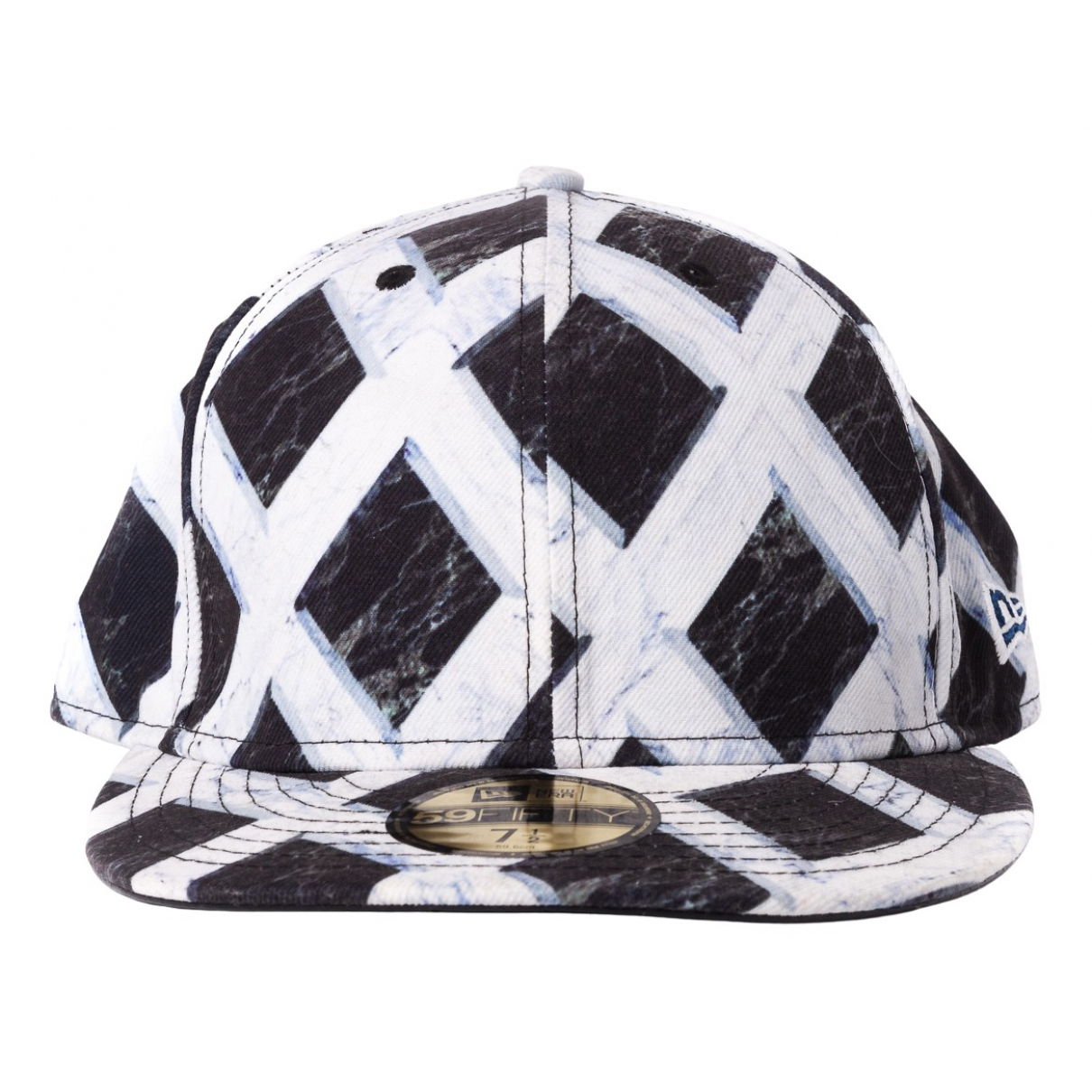 Vestiaire Collective for Kenzo Cap 
