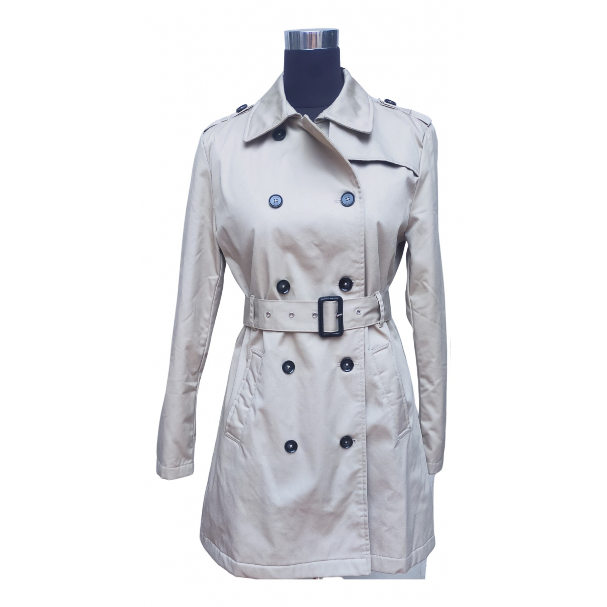 Guess Trench coat from Vestiaire 