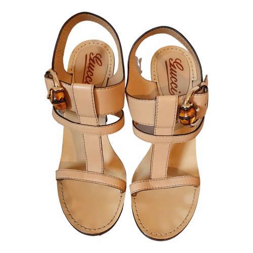 Pre-owned Gucci Leather Sandals In Beige