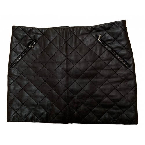Pre-owned Diane Von Furstenberg Leather Mini Skirt In Black