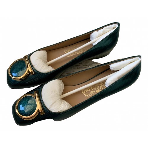 Pre-owned Ferragamo Patent Leather Ballet Flats In Turquoise