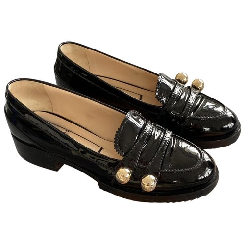 Pre-owned N°21 Patent Leather Flats In Black