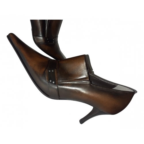Pre-owned Baldinini Leather Heels In Brown