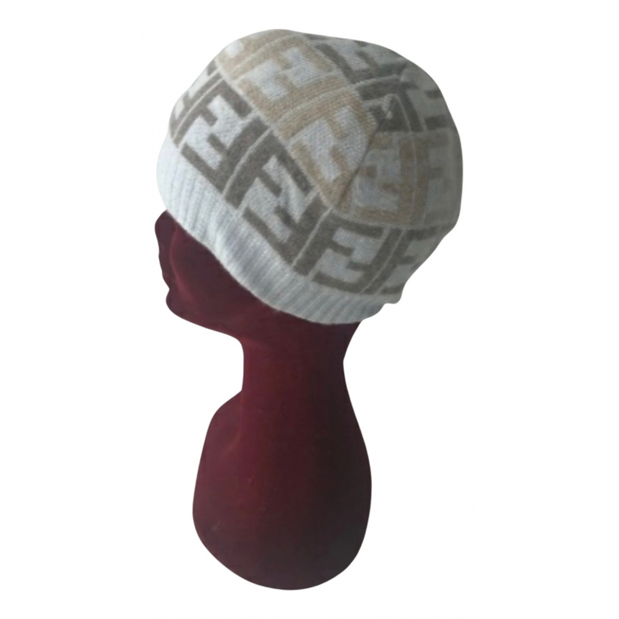 Pre-owned Fendi Cashmere Beanie In 