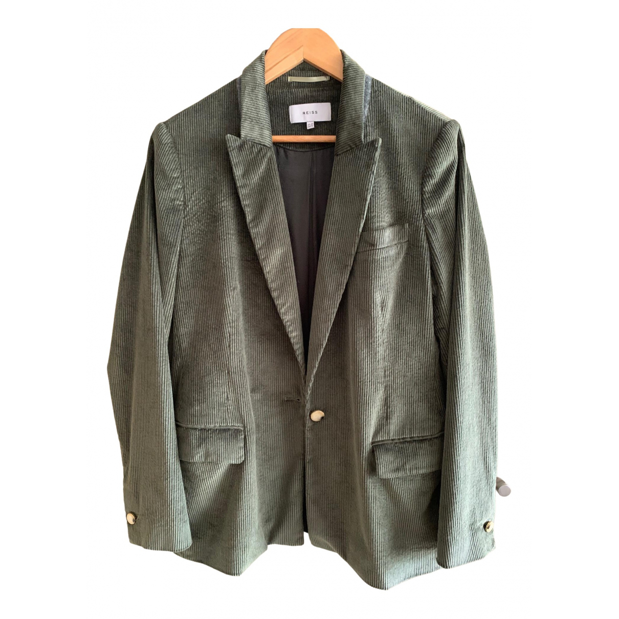Reiss Velvet blazer | AccuWeather 