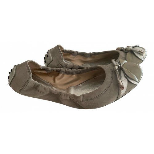 Pre-owned Tod's Leather Ballet Flats In Grey