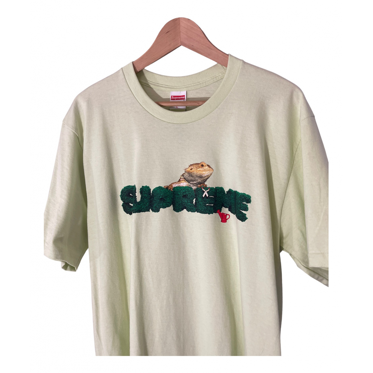 Pre-owned Supreme T-shirt In Beige 