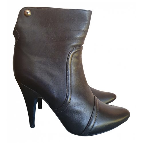 Pre-owned Patrizia Pepe Leather Ankle Boots In Black