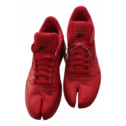 Pre-owned Maison Margiela X Reebok Tabi Project 0 Leather Low Trainers In Red