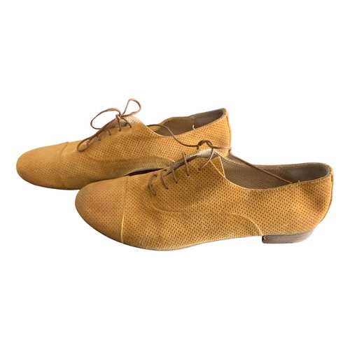 Pre-owned Laura Bellariva Lace Ups In Yellow