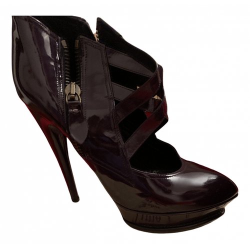 Pre-owned John Galliano Patent Leather Heels In Purple