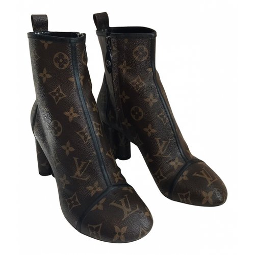 Pre-owned Louis Vuitton Matchmake Leather Ankle Boots In Brown