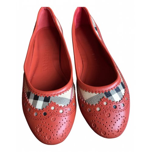 Pre-owned Burberry Leather Ballet Flats In Red