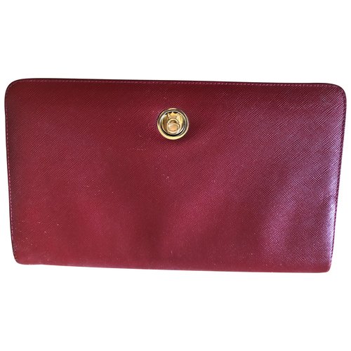 Pre-owned Fred Leather Clutch Bag In Red
