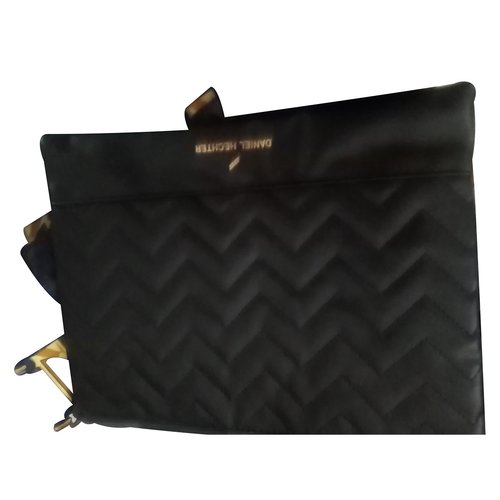 Pre-owned Daniel Hechter Leather Clutch Bag In Black