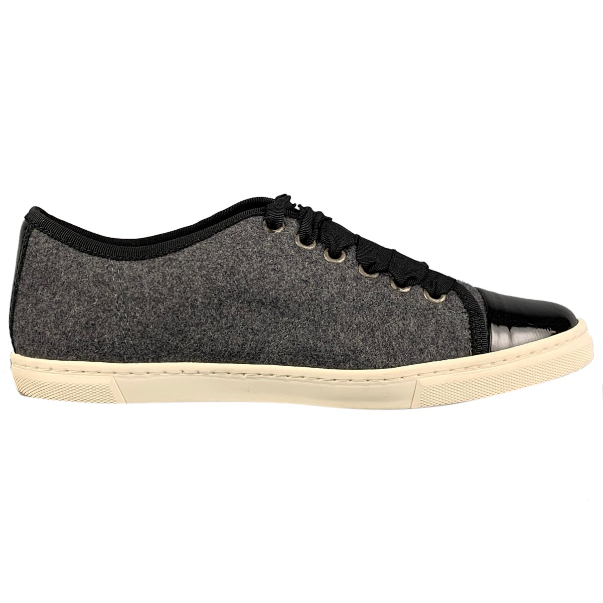 Pre-owned Lanvin Trainers In Grey 