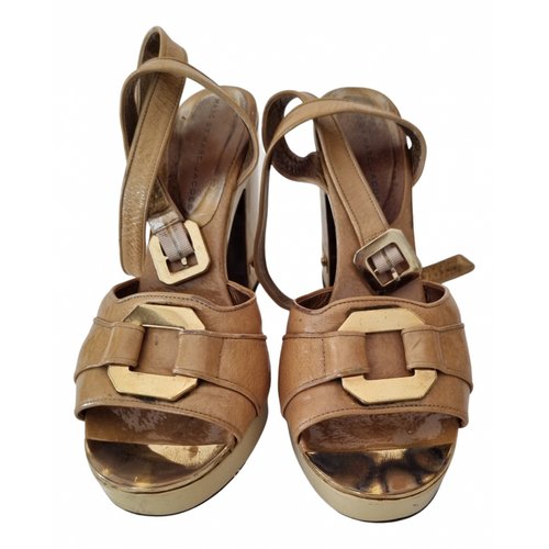Pre-owned Marc By Marc Jacobs Leather Sandals In Beige