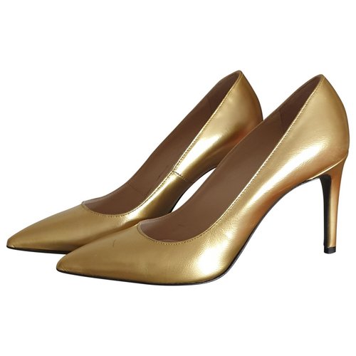Pre-owned Giancarlo Paoli Leather Heels In Gold