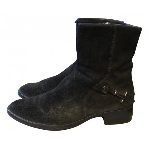 Pre-owned Tod's Ankle Boots In Black