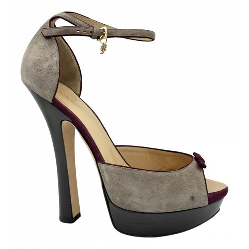 Pre-owned Dsquared2 Sandals In Grey