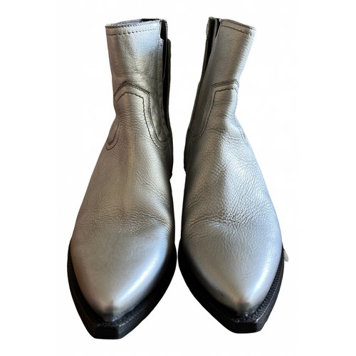 Pre-owned Saint Laurent Leather Ankle Boots In Silver