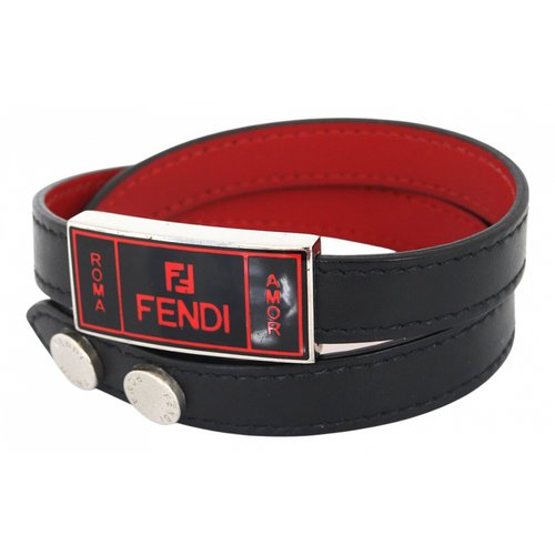 Pre-owned Fendi Serrure Leather Bracelet In Black