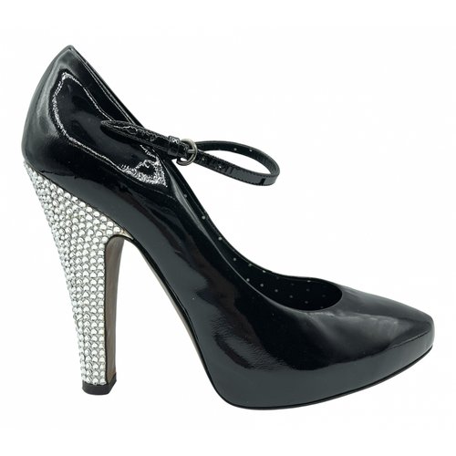 Pre-owned Moschino Cheap And Chic Patent Leather Heels In Black