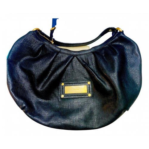 Pre-owned Calvin Klein Leather Handbag In Black