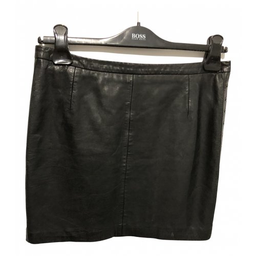 Pre-owned Comptoir Des Cotonniers Leather Mid-length Skirt In Black