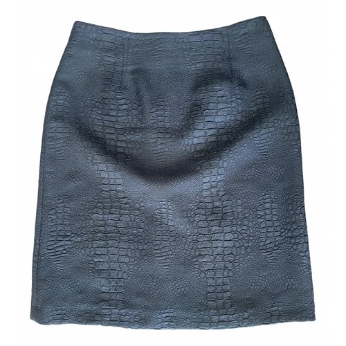 Pre-owned Tara Jarmon Mid-length Skirt In Black