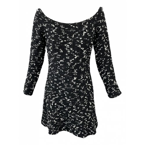 Pre-owned Chanel Wool Mid-length Dress In Black