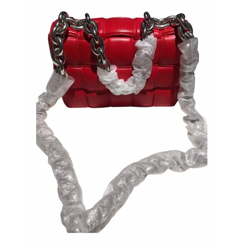 Pre-owned Bottega Veneta Cassette Padded Leather Handbag In Red