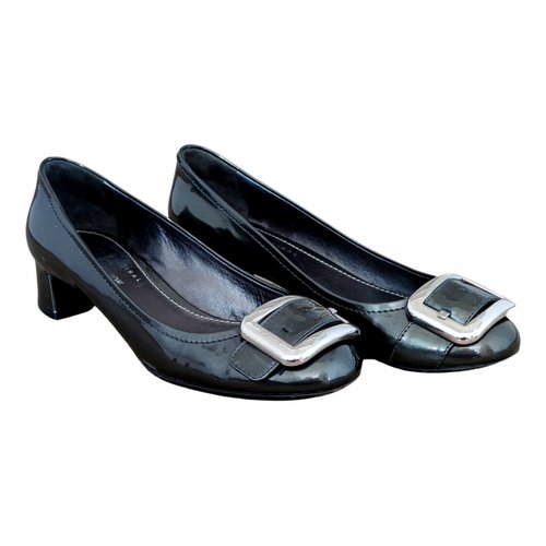 Pre-owned Carshoe Leather Flats In Grey