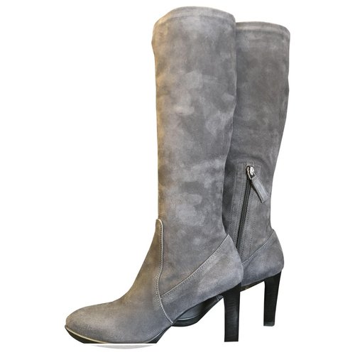 Pre-owned Aquatalia Boots In Grey