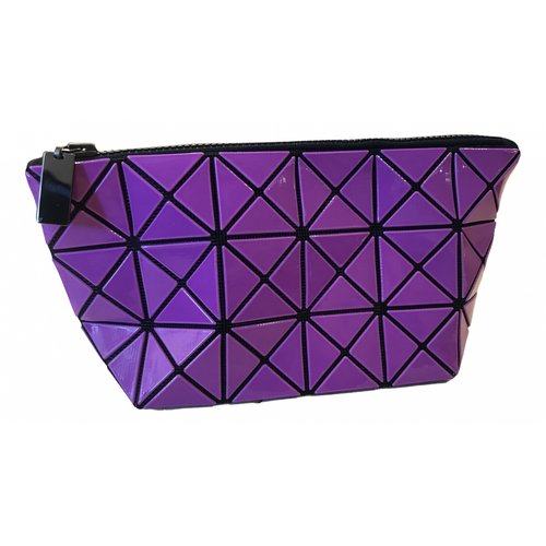 Pre-owned Issey Miyake Clutch In Purple