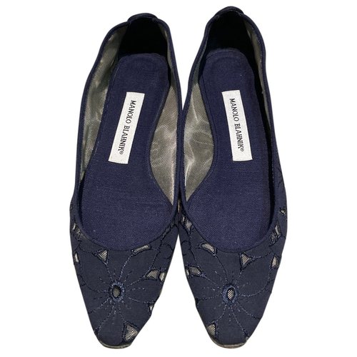 Pre-owned Manolo Blahnik Cloth Ballet Flats In Blue