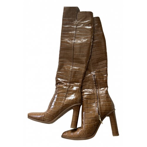 Pre-owned Max Mara Leather Boots In Camel