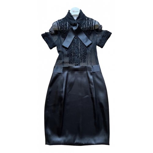 Pre-owned Valentino Mid-length Dress In Black