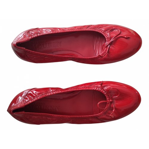 Pre-owned Alexander Mcqueen Leather Ballet Flats In Red