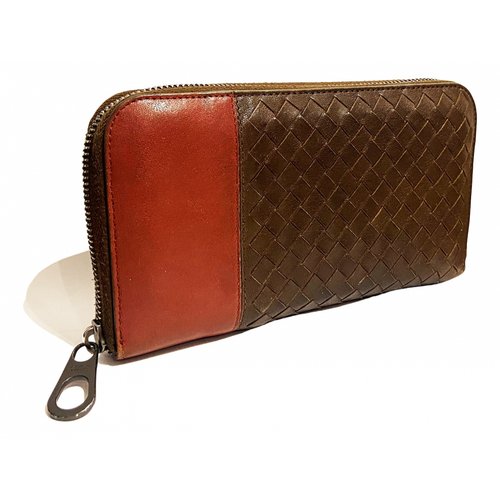 Pre-owned Bottega Veneta Intrecciato Leather Wallet In Brown