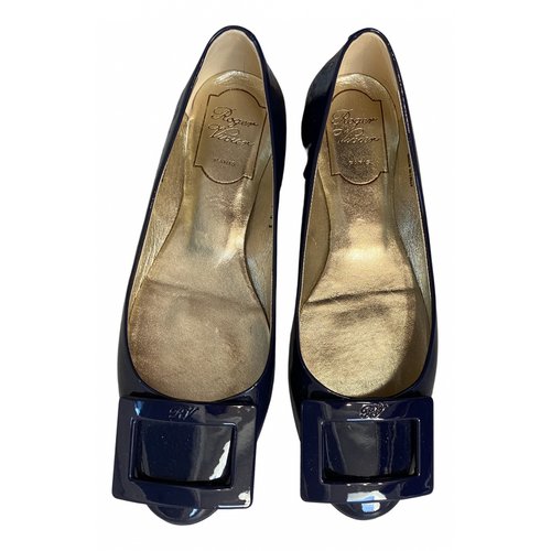 Pre-owned Roger Vivier Leather Ballet Flats In Navy