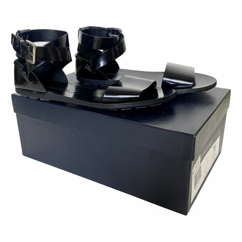 Pre-owned Ralph Lauren Patent Leather Sandal In Black