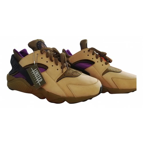 Pre-owned Nike Huarache Low Trainers In Brown