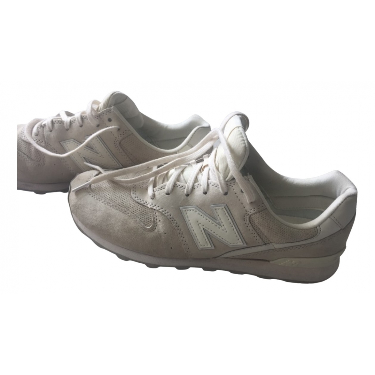 Pre-owned New Balance Trainers In Beige 