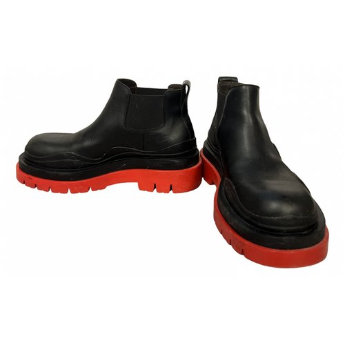 Pre-owned Bottega Veneta Tire Leather Ankle Boots In Black