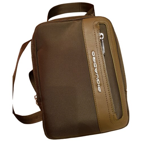 Pre-owned Piquadro Bag In Green