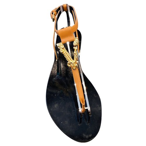 Pre-owned Versace Leather Flip Flops In Brown
