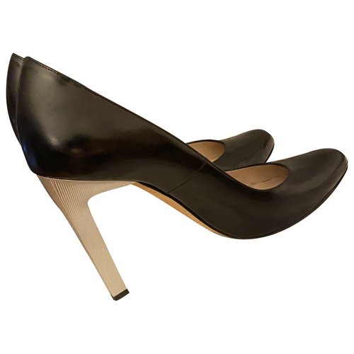 Pre-owned Bettina Vermillon Patent Leather Heels In Black