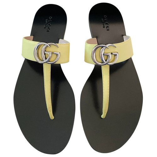 Pre-owned Gucci Double G Leather Sandal In Yellow