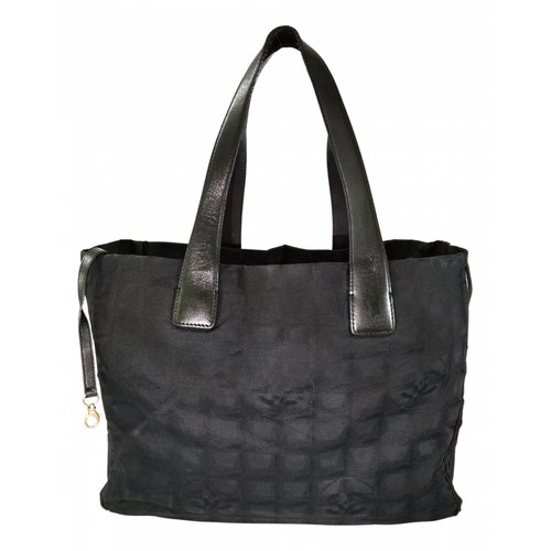 Pre-owned Chanel Cloth Tote In Black